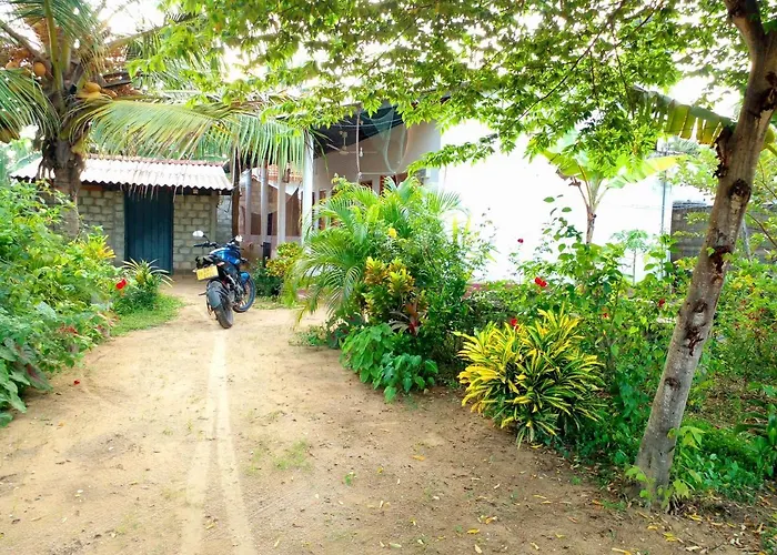 U New Guest House